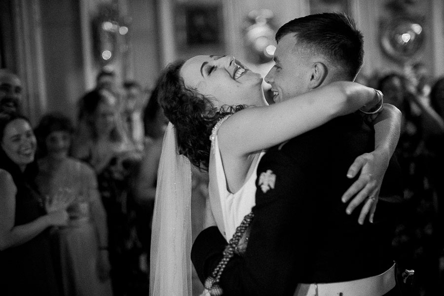 documentary style wedding photos