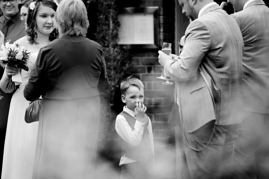 39 Fun and Cute Photos of Kids at Weddings