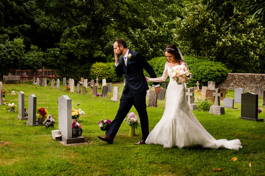 33 Photographers Share Their Favourite Wedding Photos