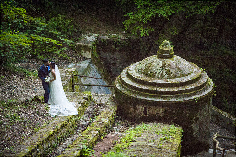 33 Photographers Share Their Favourite Wedding Photos