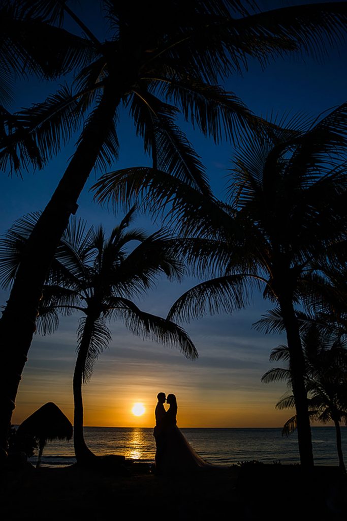 33 Photographers Share Their Favourite Wedding Photos