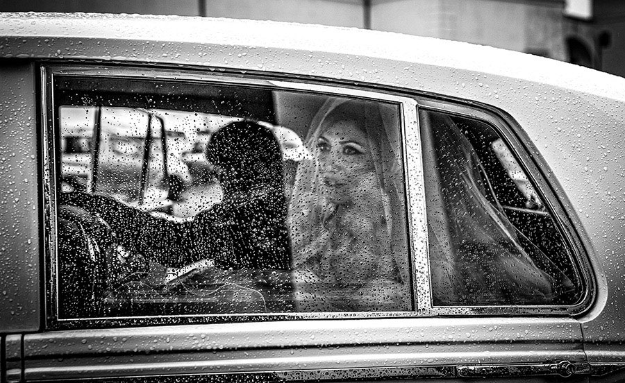 rain wedding photos