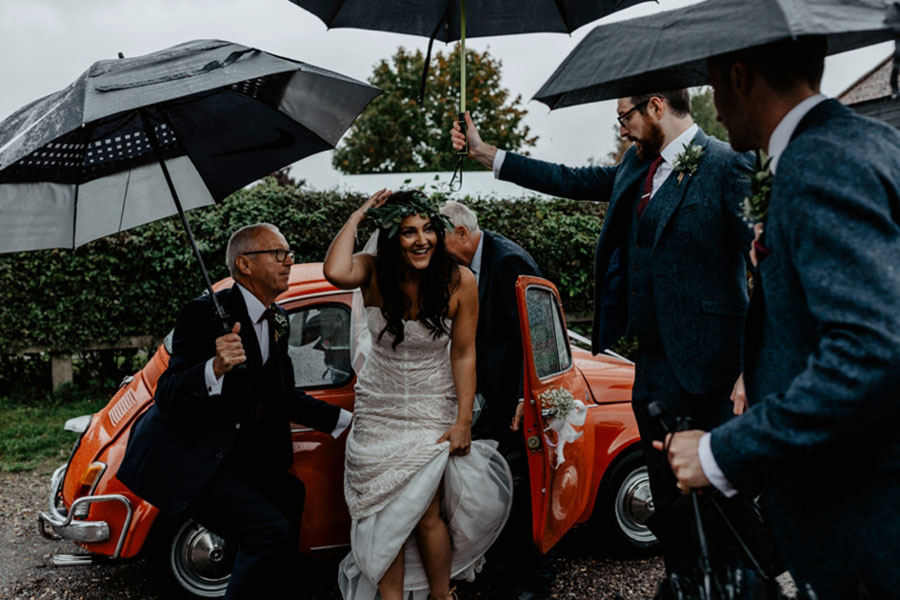 documentary style wedding photos
