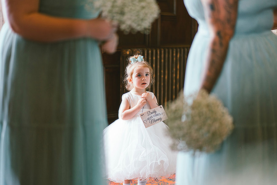 39 Fun and Cute Photos of Kids at Weddings