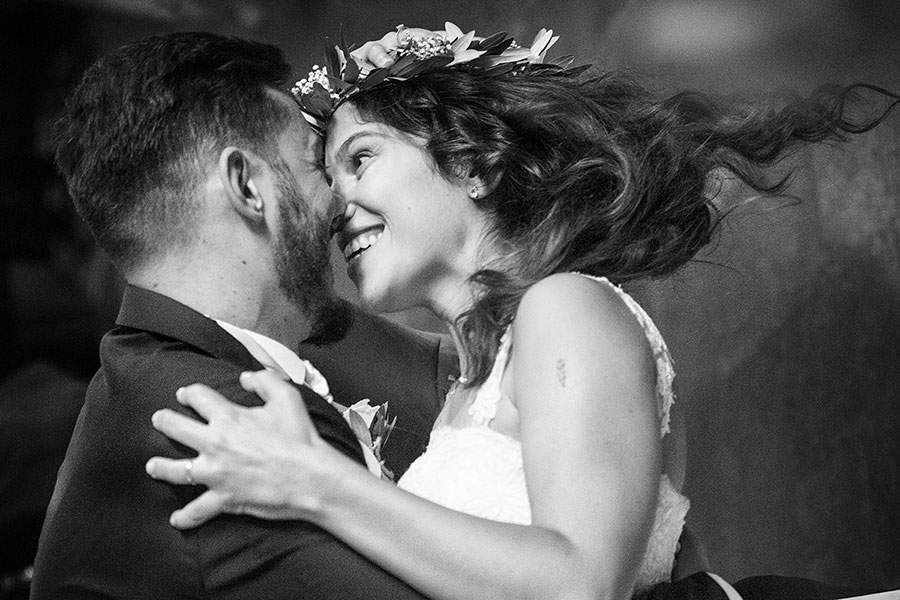 documentary style wedding photos