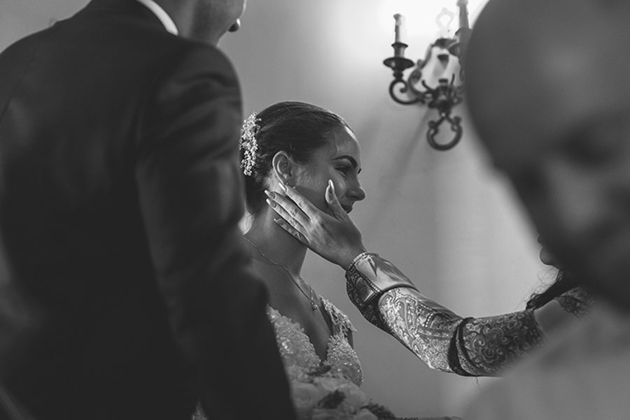 documentary style wedding photos