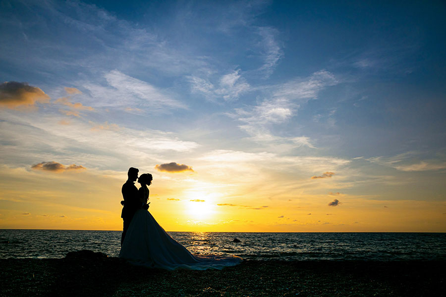 Bright Colourful Wedding Photography