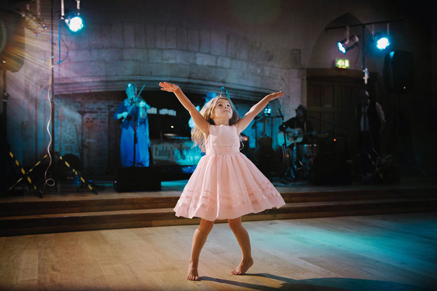 39 Fun and Cute Photos of Kids at Weddings