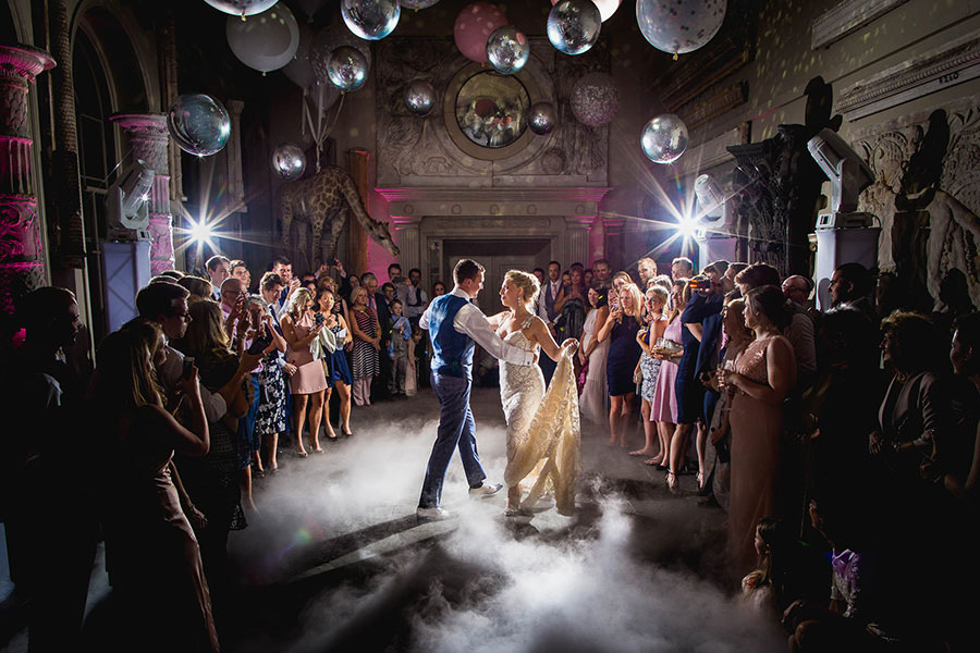 33 Photographers Share Their Favourite Wedding Photos