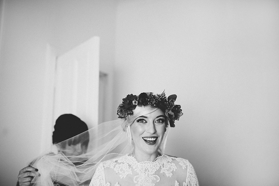 Must-Have Getting Ready Photos for Your Wedding